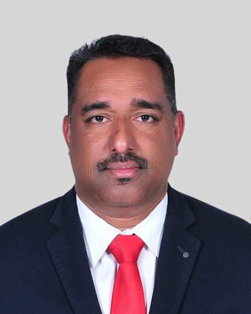 Benoj_Kochummen_Abraham_sales___operations_senior_Sales_and_marketing_manager-removebg-preview